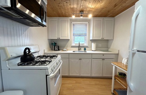 Seaside Heights House | 2-Bedrm Great Winter Rental pricing King bed