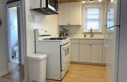 Seaside Heights House | 2-Bedrm Great Winter Rental pricing King bed