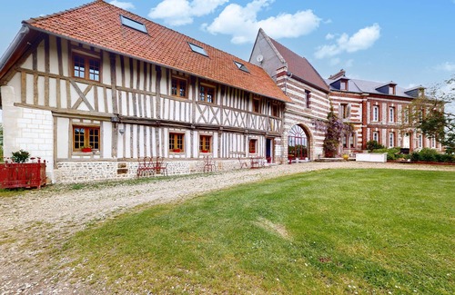 Criquetot-le-Mauconduit Apartment | 2 bedroom accommodation in Criquetot-le-Maucondui