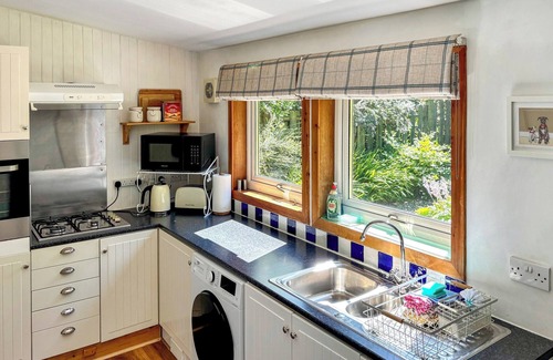 Kilmun Cottage | 2 bedroom accommodation in Ardentinny near Dunoon