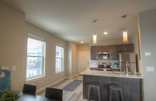 Farviews - Pattee Canyon Apartment | 2 bedroom + 1 bath apartment with amazing views!