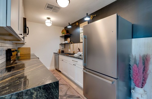 Mesa Condo | 2 Bedroom, 1 Bath Newly Remodeled Condo 5 Minutes From Downtown Mesa
