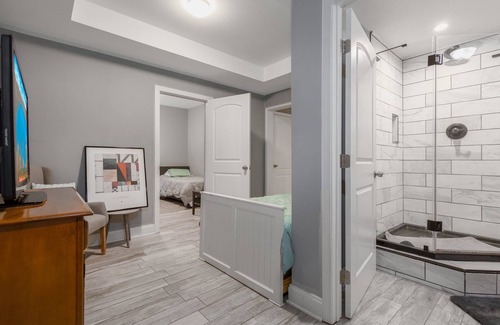 Buford House | 2 Bedroom/1 Bath private basement with kitchenette
