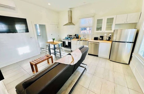 Downtown Reno House | 2-Bedroom/1-Bath/Sleeps 7/3 TVs
