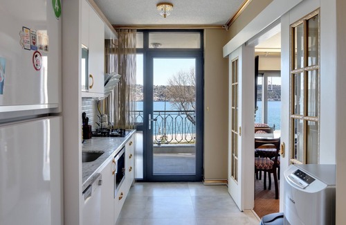 Emirgan Mahallesi Apartment | 2 bedroom 1 living room bosphorus and bridge view apartment