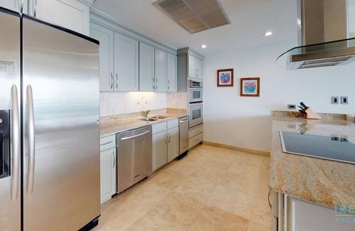 Maho Condo | 2 Bedroom 2.5 Bath Luxury Condo in Cupecoy. Steps to the Beach!