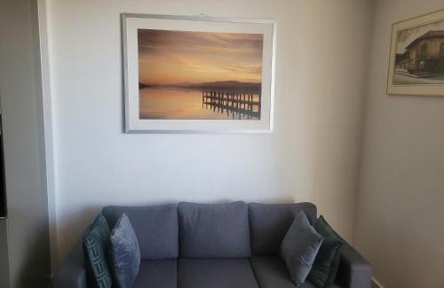 Woolwich Apartment | 2 bedroom 2 bath 1 ensuite in Roya Asenal beautiful views & parking