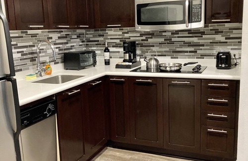 Celebration Apartment | 2-Bedroom, 2- Bath, 2 -Balcony, Corner Suite - Minutes from Disney Theme Parks!