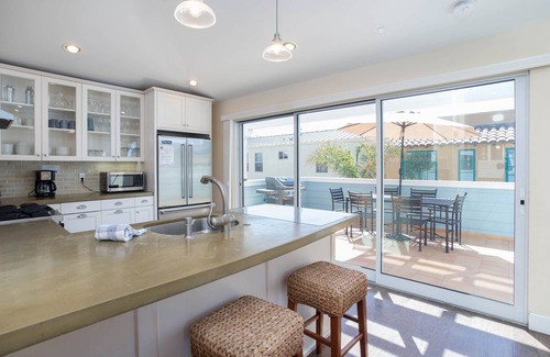 Avila Beach House | 2 Bedroom/2 Bath Boutique Townhouse offers Famous Avila Pier Views from.
