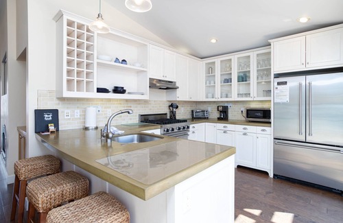 Avila Beach House | 2 Bedroom/2 Bath Boutique Townhouse offers Famous Avila Pier Views from.