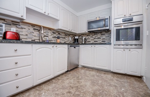 Hollywood South Central Beach Condo | 2-Bedroom, 2-Bath Condo at TIDES on Hollywood Beach