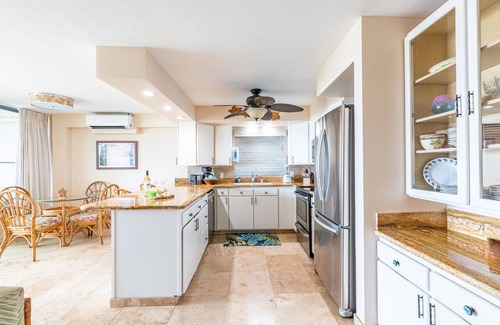 Honokowai Condo | 2 bedroom/2 bath with AC. Stunning waterfront condo .Ground floor location.