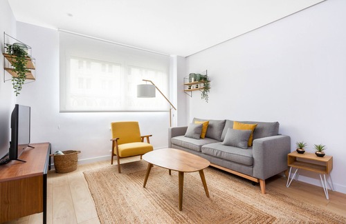 Castellana Apartment | 2 Bedroom 2 Bathroom apartament in Nuñez de Balboa