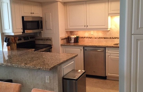 Moorings Condo | 2-bedroom 2 bathroom condo right on the beach in beautiful Naples, FL