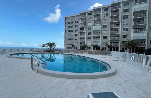 Moorings Condo | 2-bedroom 2 bathroom condo right on the beach in beautiful Naples, FL