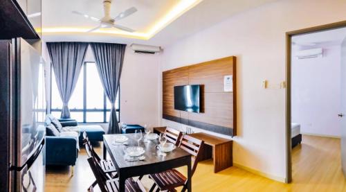 Subang Jaya Apartment | 2 Bedroom 2 BATHROOM NEAR SUMWAY PYRAMID