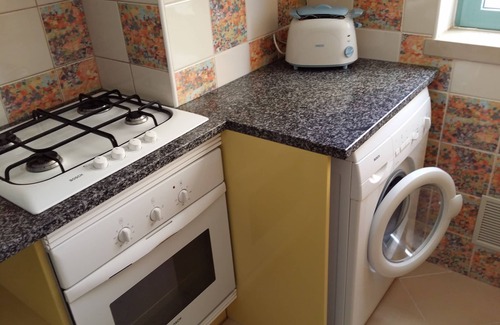 Albufeira Apartment | 2 bedroom 2 bathroom apartment for 4 people in albufeira (algarve)