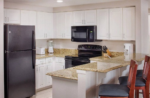 Daytona Beach Resort | 2 Bedroom 2 baths deluxe