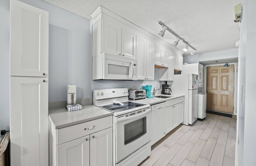 Crescent Beach Condo | 2-bedroom, 2-bathroom 3rd floor oceanfront condo | San-a-Bel - 311