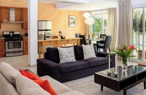 La Esplanada Condo | 2-bedroom 3 bath beachfront resort. Free Restaurant Breakfast, Airport Transport