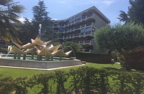 Mandelieu-La-Napoule Apartment | 2 bedroom apartment in a secure residence in Mandelieu with a shared pool and close to the center - 2301