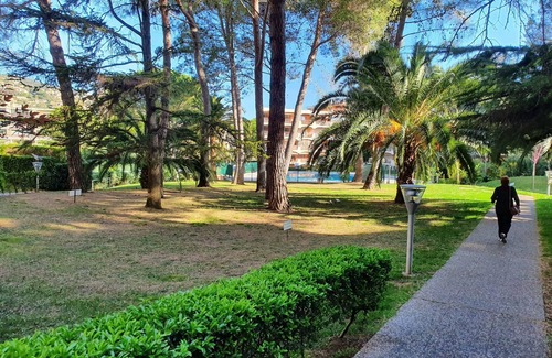Mandelieu-La-Napoule Apartment | 2 bedroom apartment in a secure residence in Mandelieu with a shared pool and close to the center - 2301