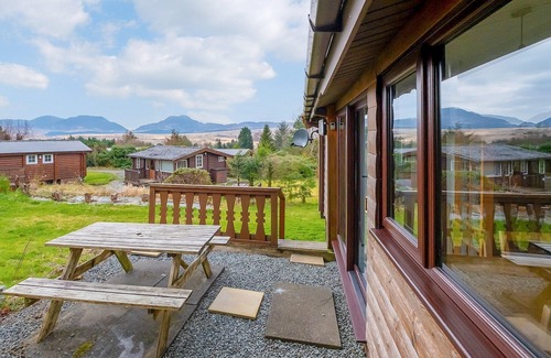 Bronaber Apartment | 2 bedroom accommodation in Blaenau Ffestiniog