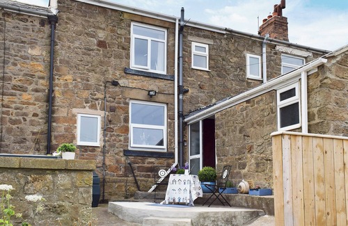 Staithes Cottage | 2 bedroom accommodation in Cowbar, near Staithes