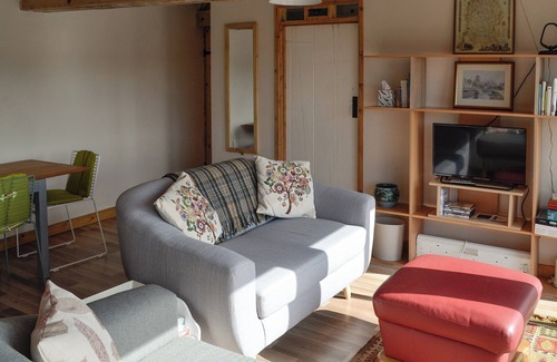 Wotton-under-Edge Cottage | 2 bedroom accommodation in Wickwar, Wotton-under-Edge