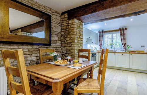 Didmarton Cottage | 2 bedroom accommodation in Lower Kilcot, near Wotton-under-Edge