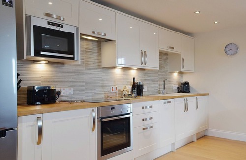 Lochmaddy Cottage | 2 bedroom accommodation in Minish near Lochmaddy, Isle of North Uist