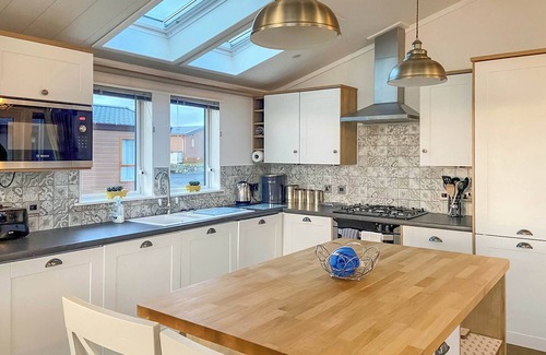 Newton Stewart Ski Chalet | 2 bedroom accommodation in Glenluce, Newton Stewart