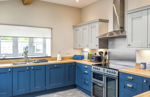 Overton-on-dee Cottage | 2 bedroom accommodation in Eyton Wrexham