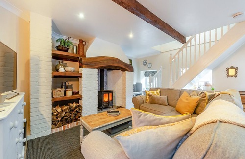Haverfordwest Cottage | 2 bedroom accommodation in Cuffern, near Roch