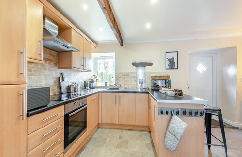 Haverfordwest Cottage | 2 bedroom accommodation in Cuffern, near Roch