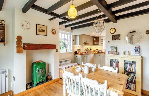 Thornton-le-Moor Cottage | 2 bedroom accommodation in Thornton-le-Moor, near Northallerton