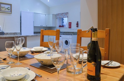 Rhyd-y-clafdy Cottage | 2 bedroom accommodation in Llangybi, near Pwllheli