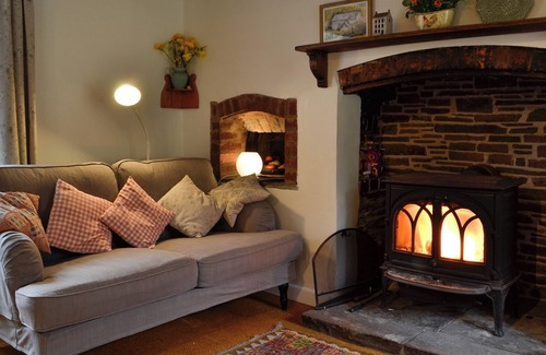 Builth Wells Cottage | 2 bedroom accommodation in Rhulen, near Builth Wells
