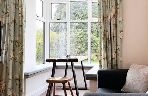 Sutton Cottage | 2 bedroom accommodation in Sutton, near Macclesfield
