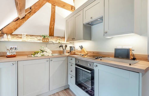 Little Cowarne Cottage | 2 bedroom accommodation in Ocle Pychard