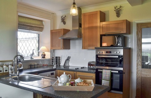 Chesterfield Cottage | 2 bedroom accommodation in Temple Normanton, near Chesterfield