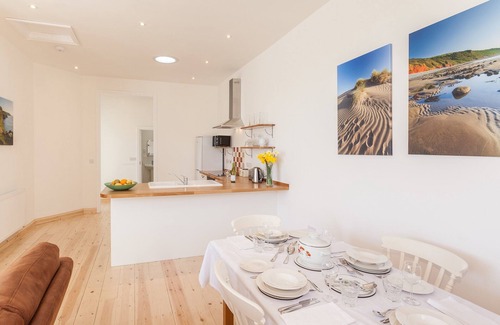 Barnstaple Cabin | 2 bedroom accommodation in Braunton, near Barnstaple