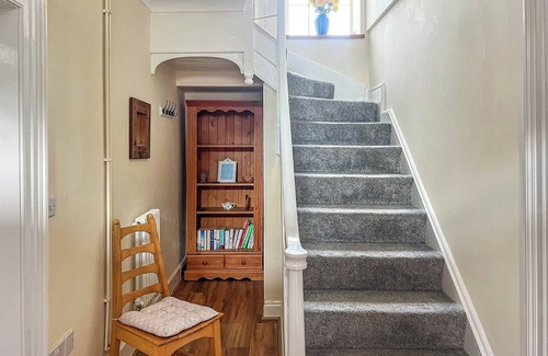 Carmarthen Cottage | 2 bedroom accommodation in Carmarthen