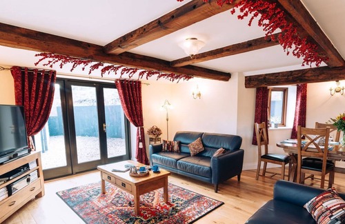Minety Cottage | 2 bedroom accommodation in Cirencester