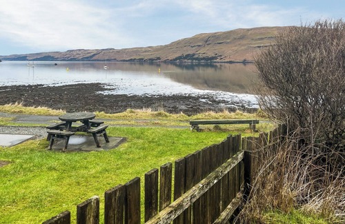 Isle of Skye Cottage | 2 bedroom accommodation in Carbost, near Portnalong
