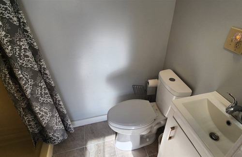 Bentonville Cabin | 2 bedroom accommodation in Bentonville