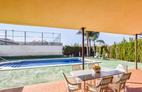 La Carlota House | 2 bedroom accommodation in La Carlota