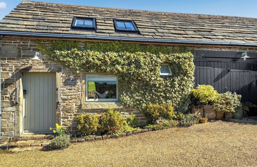 Honley Cottage | 2 bedroom accommodation in Almondbury