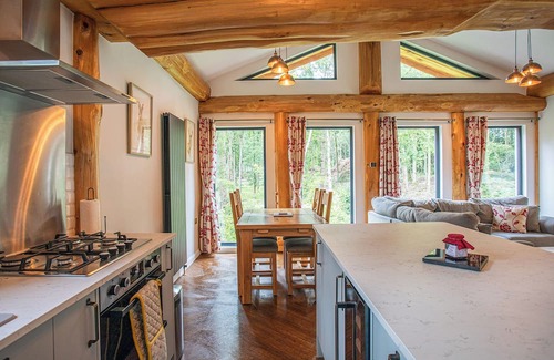 Overton-on-dee Ski Chalet | 2 bedroom accommodation in Ellesmere