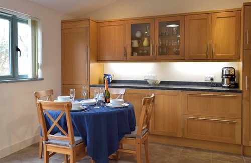 Dwrbach Cottage | 2 bedroom accommodation in Dwrbach, near Fishguard